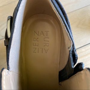 naturalizer cassia booties